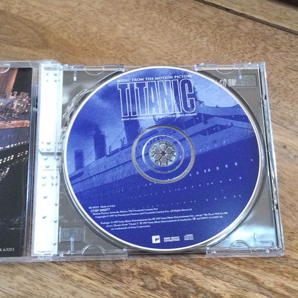Titanic Movie Soundtrack CD - Picture 4 of 5